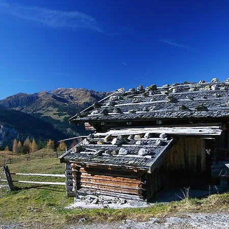 Holiday Luxner